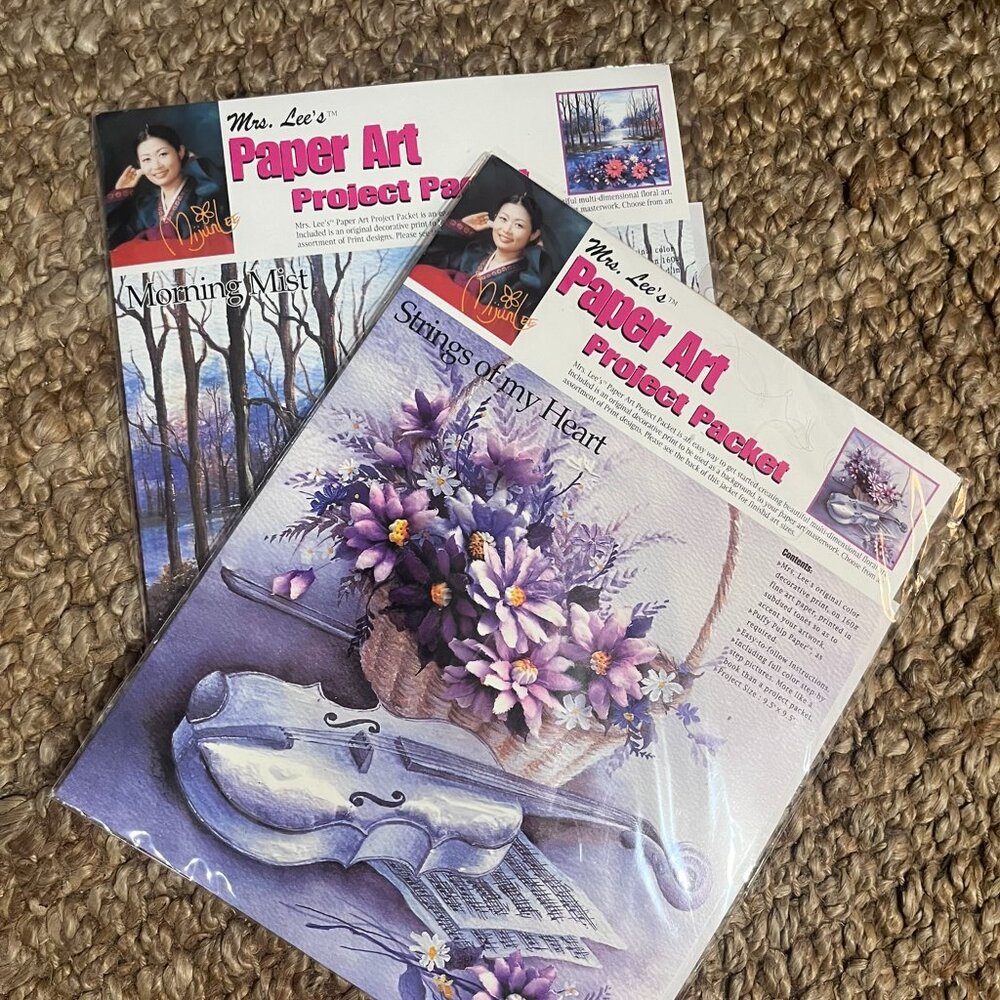 *Vintage. Rare Find. Mrs. Lee's Paper Art Project Packets
